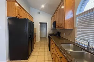 3030 Cross Timbers Dr, Irving, TX 75060 - Photo 9