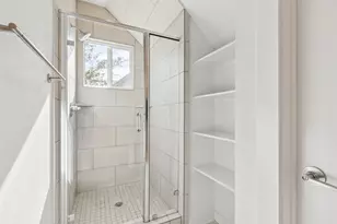 6546 E Lovers Ln, Dallas, TX 75214 - Photo 13