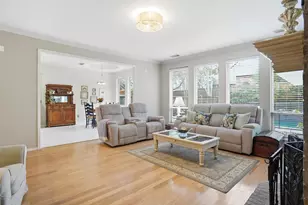 1013 Glen Chester Dr, Flower Mound, TX 75022 - Photo 9