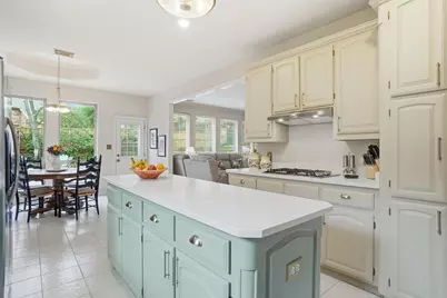 1013 Glen Chester Drive, Flower Mound, TX 75022 - Photo 13