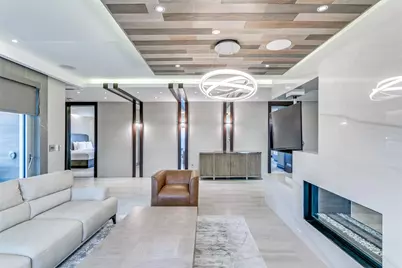 4005 Gaston Avenue, Dallas, TX 75246 - Photo 3