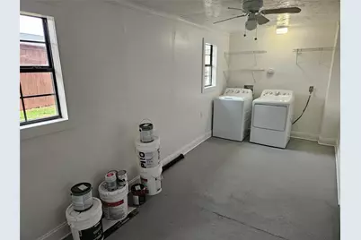 1609 Crockett Street, Garland, TX 75042 - Photo 11