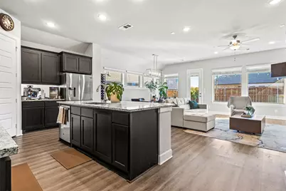 325 Foxthorne Way, Little Elm, TX 75068 - Photo 5