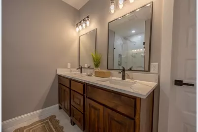 104 Mansfield Road, Cleburne, TX 76031 - Photo 27