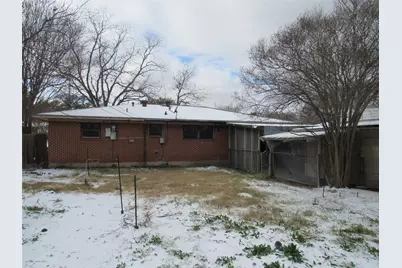 2131 Hermanson Drive, Waco, TX 76710 - Photo 11