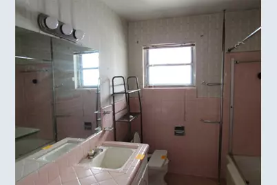 2131 Hermanson Drive, Waco, TX 76710 - Photo 9