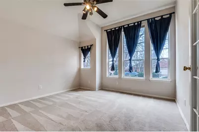 8530 Quicksilver Drive, Dallas, TX 75249 - Photo 11