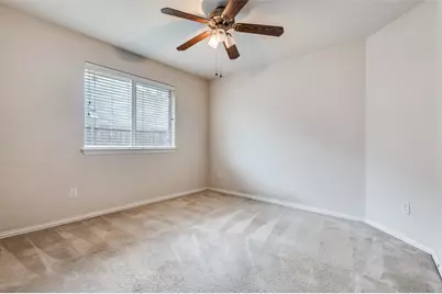 8530 Quicksilver Drive, Dallas, TX 75249 - Photo 9