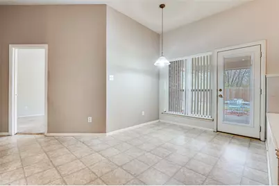 8530 Quicksilver Drive, Dallas, TX 75249 - Photo 5