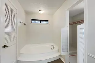 2107 Wilson Dr, Arlington, TX 76011 - Photo 17