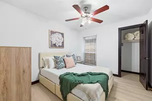 1214 W Hudgins, Grapevine, TX 76051 - Photo 3