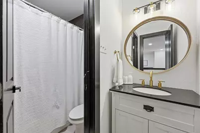 1214 W Hudgins, Grapevine, TX 76051 - Photo 19