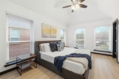 1214 W Hudgins, Grapevine, TX 76051 - Photo 17