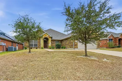 636 Martin Drive, DeSoto, TX 75115 - Photo 3