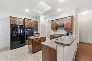 636 Martin Dr, DeSoto, TX 75115 - Photo 11