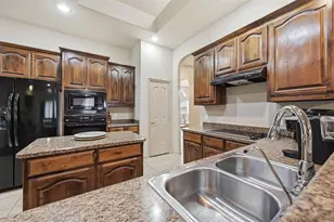 636 Martin Dr, DeSoto, TX 75115 - Photo 13