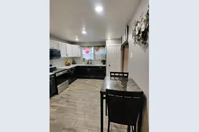 4332 Quails Lane, Fort Worth, TX 76119 - Photo 3