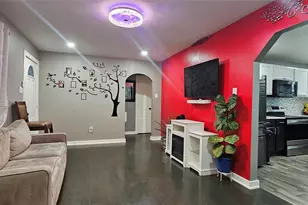 4332 Quails Ln, Fort Worth, TX 76119 - Photo 9