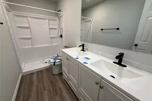 303 Ussery St, Bowie, TX 76230 - Photo 25