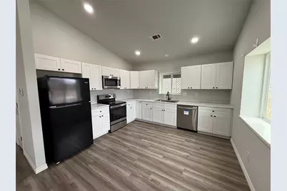 303 Ussery Street, Bowie, TX 76230 - Photo 15
