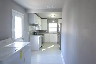 1606 Davis Blvd, Garland, TX 75042 - Photo 9