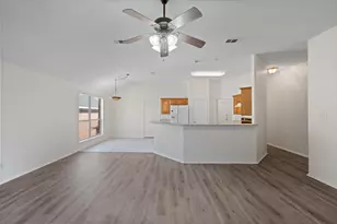 8008 Peregrine Trail, Arlington, TX 76001 - Photo 19