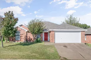 8008 Peregrine Trail, Arlington, TX 76001 - Photo 1