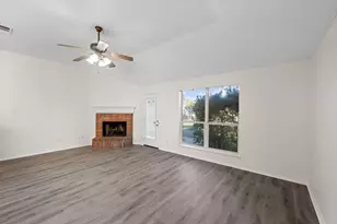 8008 Peregrine Trail, Arlington, TX 76001 - Photo 17