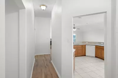 8008 Peregrine Trail, Arlington, TX 76001 - Photo 5