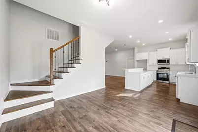 1109 Pollard Street, Greenville, TX 75401 - Photo 7