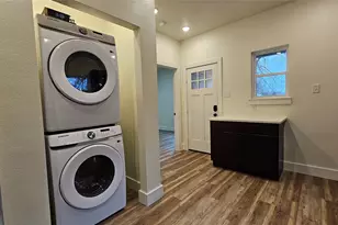 1700 Kendolph, Denton, TX 76205 - Photo 9