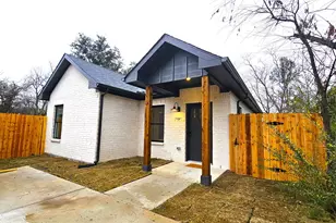 1700 Kendolph, Denton, TX 76205 - Photo 3