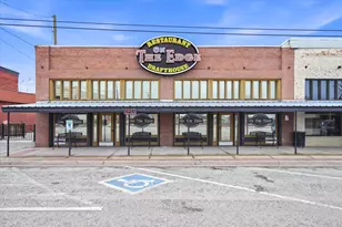 109 N Houston St, Edgewood, TX 75117 - Photo 1