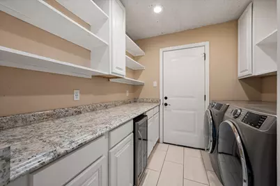 806 Ridgeway Road, Joshua, TX 76058 - Photo 15