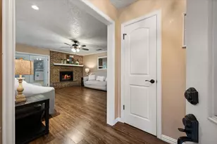 806 Ridgeway Rd, Joshua, TX 76058 - Photo 3