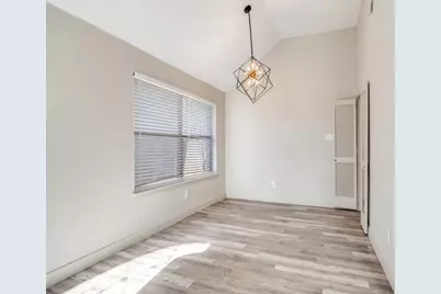 1581 Glenmore Drive, Lewisville, TX 75077 - Photo 7