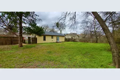 1111 Avenue A, Denton, TX 76201 - Photo 33