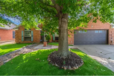 7043 Echo Lake Court, Arlington, TX 76001 - Photo 1
