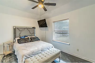 7043 Echo Lake Court, Arlington, TX 76001 - Photo 11