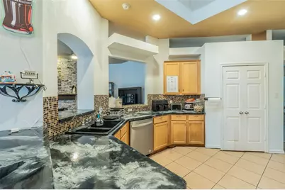 7043 Echo Lake Court, Arlington, TX 76001 - Photo 5