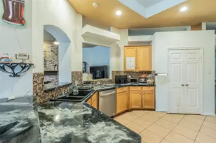7043 Echo Lake Ct, Arlington, TX 76001 - Photo 5