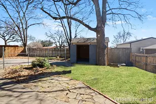 2109 Oakmeadow St, Bedford, TX 76021 - Photo 23