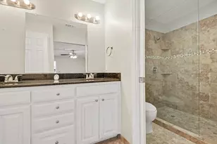 2109 Oakmeadow St, Bedford, TX 76021 - Photo 21