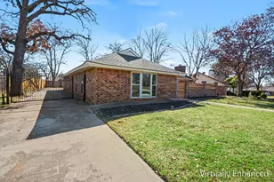 2109 Oakmeadow St, Bedford, TX 76021 - Photo 5
