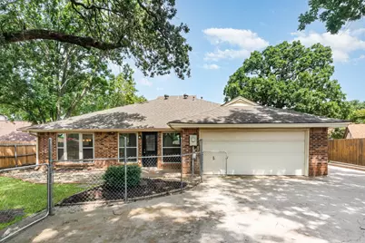 2109 Oakmeadow Street, Bedford, TX 76021 - Photo 27
