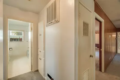 501 S Hilltop Street, Burkburnett, TX 76354 - Photo 21