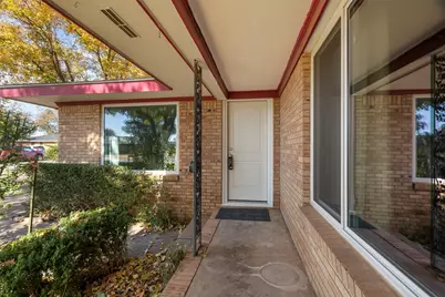 501 S Hilltop Street, Burkburnett, TX 76354 - Photo 3