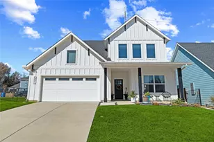 941 Meadowbend Loop S, Grapevine, TX 76051 - Photo 3