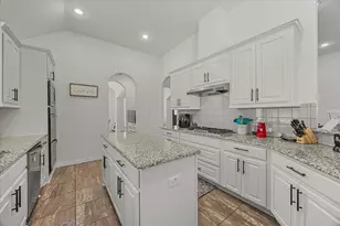 4306 Gulls Landing Cir, Garland, TX 75043 - Photo 9