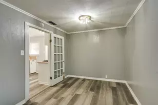 400 S Bailey St, Electra, TX 76360 - Photo 9